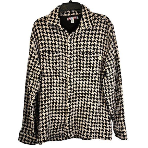 Urban Outfitters Black and White Houndstooth Button Down Shacket Size Small - Picture 3 of 10